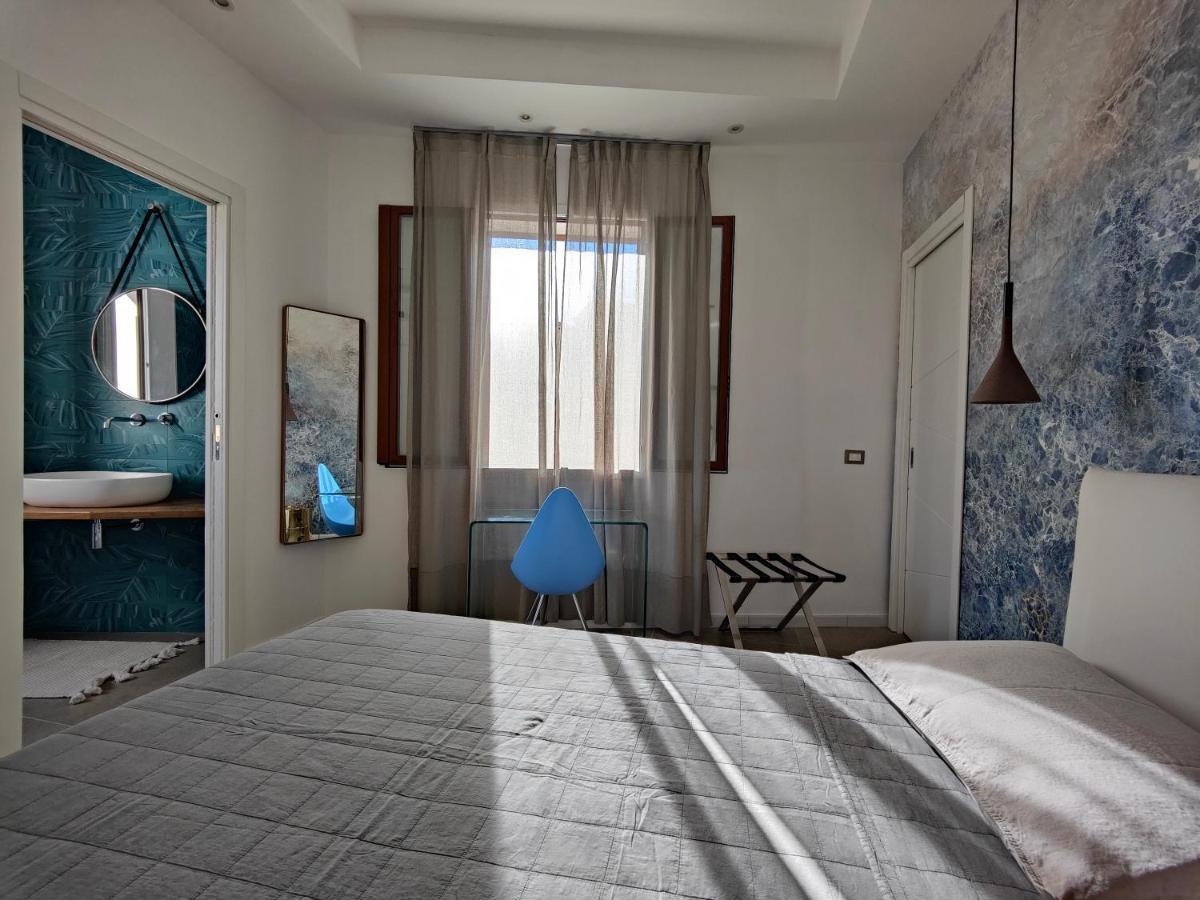 Capricci Di Vento - Design Guest House La Maddalena  Buitenkant foto